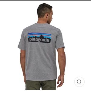 Patagonia Men’s P6 Logo Responsibili Tee Gravel Gray Men’s Size Large